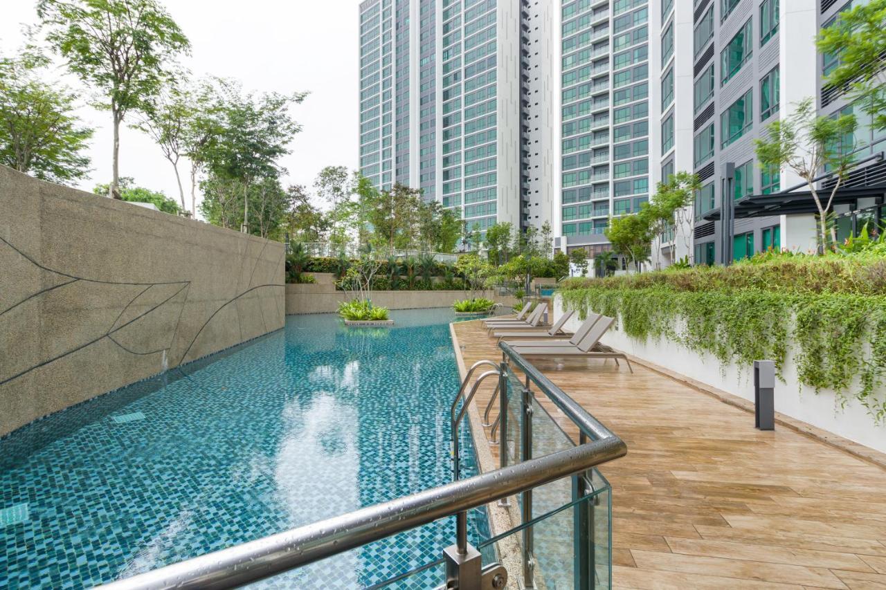 Greenfield Residence Bandar Sunway By Airhost Petaling Jaya Buitenkant foto