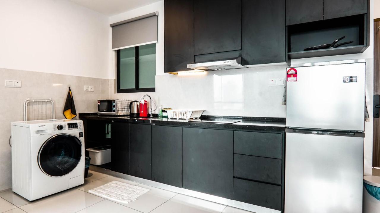 Greenfield Residence Bandar Sunway By Airhost Petaling Jaya Buitenkant foto
